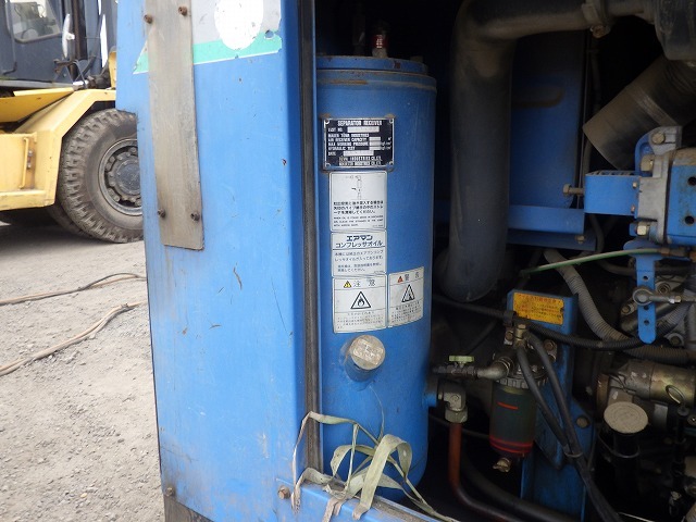 AIRMAN PDS175S ★ Generator & Compressor ★ Extra fee for Loading JPY20,000 搬出時費用 20,000円Inland Trucking Charge to Tomakomai port JPY20,000 苫小牧港までの国内回送費 20,000円