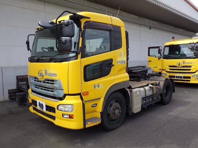 UD PKG-GK4XAB ★ Vehicle ★ Tractor Head, 767,994km
