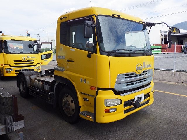 UD PKG-GK4XAB ★ Vehicle ★ Tractor Head, 767,994km