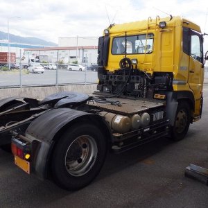 UD PKG-GK4XAB ★ Vehicle ★ Tractor Head, 767,994km - Image 5