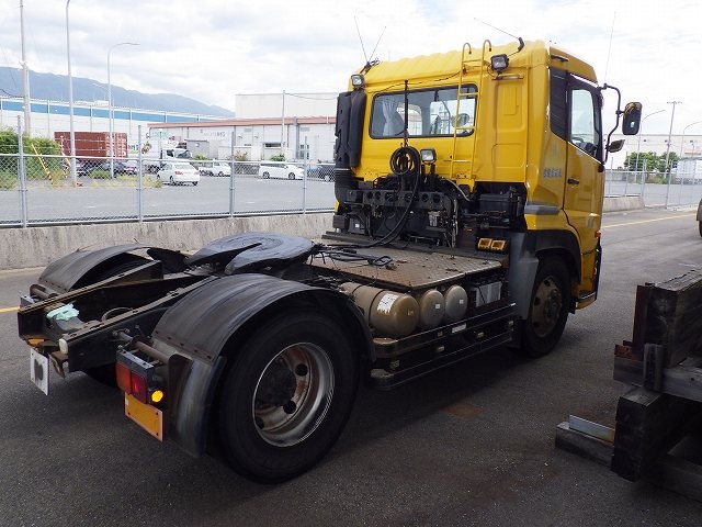 UD PKG-GK4XAB ★ Vehicle ★ Tractor Head, 767,994km