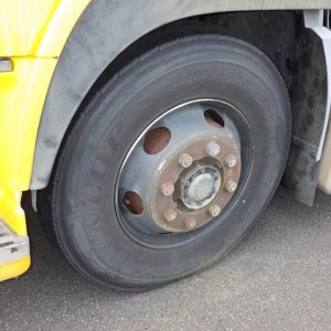 UD PKG-GK4XAB ★ Vehicle ★ Tractor Head, 767,994km - Image 10