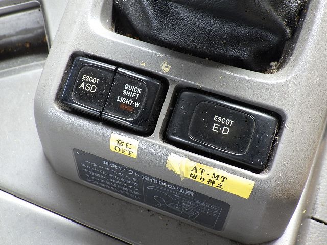 UD PKG-GK4XAB ★ Vehicle ★ Tractor Head, 767,994km