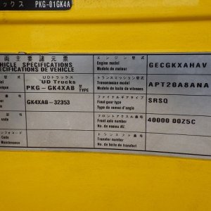 UD PKG-GK4XAB ★ Vehicle ★ Tractor Head, 767,994km - Image 44