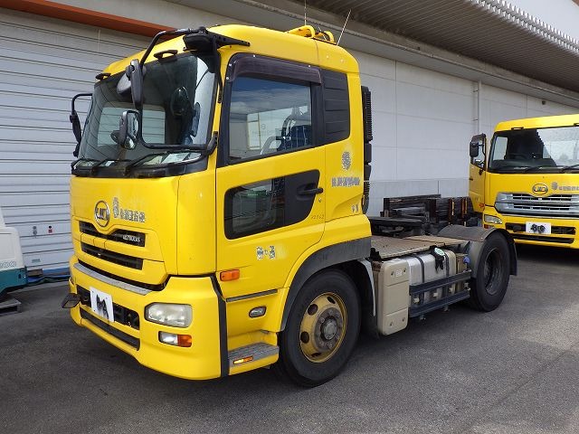 UD PKG-GK4XAB ★ Vehicle ★ Tractor Head, 286,351km