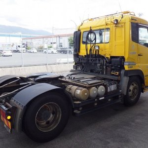 UD PKG-GK4XAB ★ Vehicle ★ Tractor Head, 286,351km - Image 5