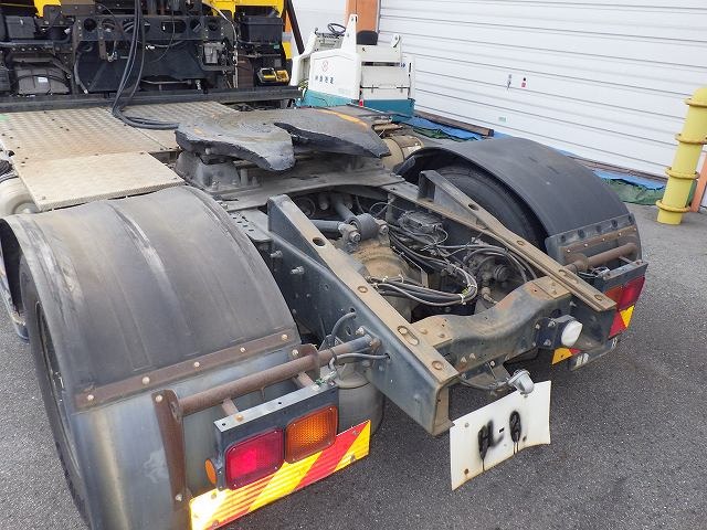 UD PKG-GK4XAB ★ Vehicle ★ Tractor Head, 286,351km