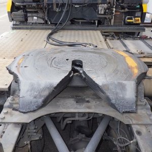 UD PKG-GK4XAB ★ Vehicle ★ Tractor Head, 286,351km - Image 8