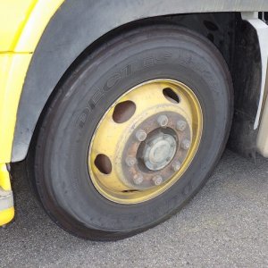 UD PKG-GK4XAB ★ Vehicle ★ Tractor Head, 286,351km - Image 10