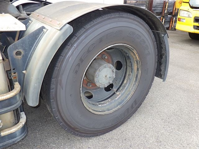 UD PKG-GK4XAB ★ Vehicle ★ Tractor Head, 286,351km