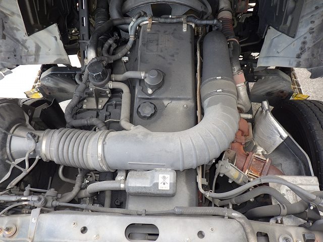 UD PKG-GK4XAB ★ Vehicle ★ Tractor Head, 286,351km
