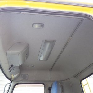 UD PKG-GK4XAB ★ Vehicle ★ Tractor Head, 286,351km - Image 32