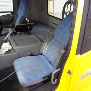 UD PKG-GK4XAB ★ Vehicle ★ Tractor Head, 286,351km - Image 34