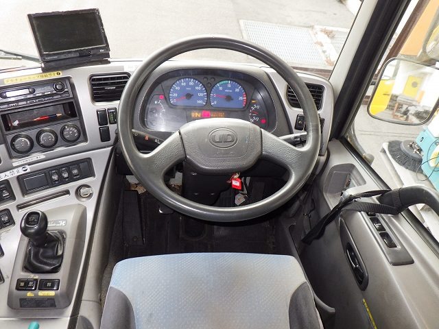 UD PKG-GK4XAB ★ Vehicle ★ Tractor Head, 286,351km
