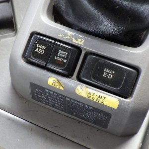 UD PKG-GK4XAB ★ Vehicle ★ Tractor Head, 286,351km - Image 40