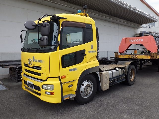 NISSAN DIESEL PKG-GK4XLB ★ Vehicle ★ Tractor Head, 215,082km
