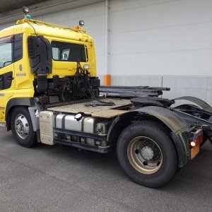 NISSAN DIESEL PKG-GK4XLB ★ Vehicle ★ Tractor Head, 215,082km - Image 3