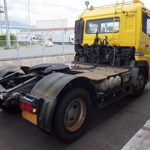 NISSAN DIESEL PKG-GK4XLB ★ Vehicle ★ Tractor Head, 215,082km - Image 5