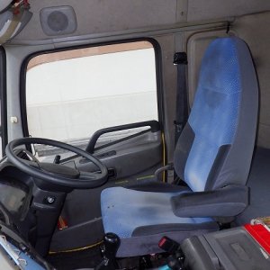 NISSAN DIESEL PKG-GK4XLB ★ Vehicle ★ Tractor Head, 215,082km - Image 38