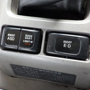 NISSAN DIESEL PKG-GK4XLB ★ Vehicle ★ Tractor Head, 215,082km - Image 42