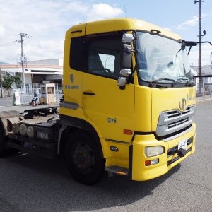 NISSAN DIESEL PKG-GK4XLB ★ Vehicle ★ Tractor Head, 312,569km - Image 4