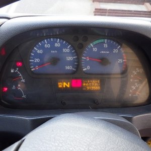 NISSAN DIESEL PKG-GK4XLB ★ Vehicle ★ Tractor Head, 312,569km - Image 46