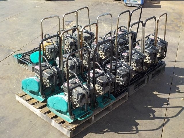 PLATE_COMPACTOR_15unitsSet ★ Other ★ Not checked operation & availability of missing parts 動作及び欠品の有無未確認