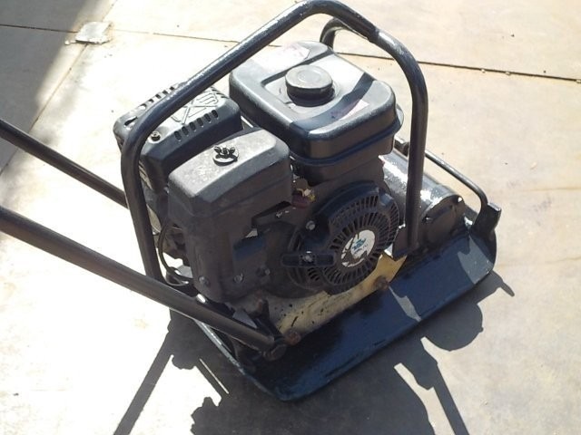 PLATE_COMPACTOR_15unitsSet ★ Other ★ Not checked operation & availability of missing parts 動作及び欠品の有無未確認