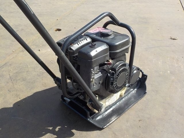 PLATE_COMPACTOR_15unitsSet ★ Other ★ Not checked operation & availability of missing parts 動作及び欠品の有無未確認