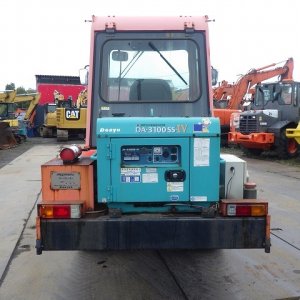 KUBOTA R530Z ★ Loader(Crawled/Wheeled) ★ CAB, MIYAMOTO Road Heater(MH320ミニ), Piping, w/Counter weight & Bucket, 建機工譲渡書 - Image 6