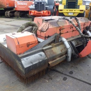 KUBOTA R530Z ★ Loader(Crawled/Wheeled) ★ CAB, MIYAMOTO Road Heater(MH320ミニ), Piping, w/Counter weight & Bucket, 建機工譲渡書 - Image 12