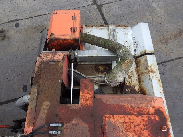 KUBOTA R530Z ★ Loader(Crawled/Wheeled) ★ CAB, MIYAMOTO Road Heater(MH320ミニ), Piping, w/Counter weight & Bucket, 建機工譲渡書