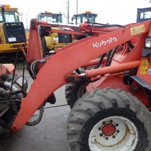 KUBOTA R530Z ★ Loader(Crawled/Wheeled) ★ CAB, MIYAMOTO Road Heater(MH320ミニ), Piping, w/Counter weight & Bucket, 建機工譲渡書 - Image 22