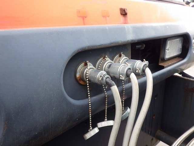KUBOTA R530Z ★ Loader(Crawled/Wheeled) ★ CAB, MIYAMOTO Road Heater(MH320ミニ), Piping, w/Counter weight & Bucket, 建機工譲渡書