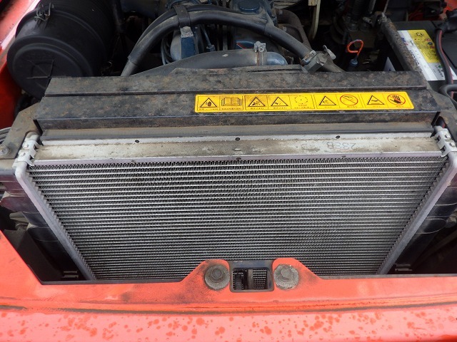 KUBOTA R530Z ★ Loader(Crawled/Wheeled) ★ CAB, MIYAMOTO Road Heater(MH320ミニ), Piping, w/Counter weight & Bucket, 建機工譲渡書