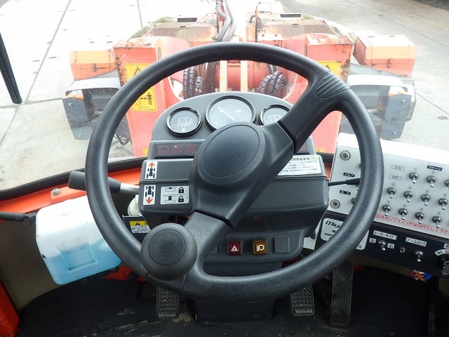 KUBOTA R530Z ★ Loader(Crawled/Wheeled) ★ CAB, MIYAMOTO Road Heater(MH320ミニ), Piping, w/Counter weight & Bucket, 建機工譲渡書
