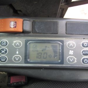 SUMITOMO SH75X-6A ★ Excavator ★ 450G+PAD, PIPING, BLADE, A/C, MULTI - Image 70