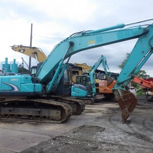 KOBELCO SK200-8 ★ Excavator ★ 800G, M/L, Arm Crane, A/C - Image 3