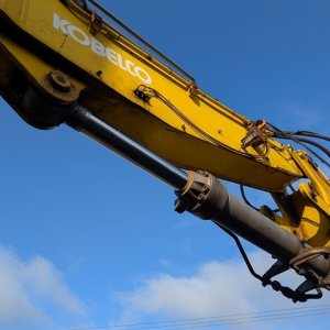 KOBELCO SK320LC-6E ★ Excavator ★ 600G, 2-piece Boom, Magnet, M/L, A/C - Image 8