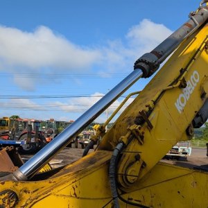 KOBELCO SK320LC-6E ★ Excavator ★ 600G, 2-piece Boom, Magnet, M/L, A/C - Image 11