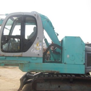 KOBELCO SK60SR-1E ★ Excavator ★ 450G+PAD, SLIDE CAB, TELESCOPIC ARM, CLAMSHELL BKT, BLADE, A/C - Image 8