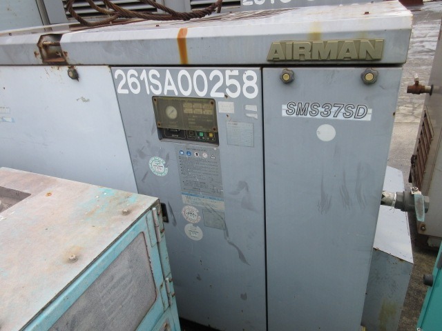 AIRMAN STATIONARY_COMPRESSOR_3unitsSet ★ Generator & Compressor ★ Not checked operation & availability of missing parts 動作及び欠品の有無未確認