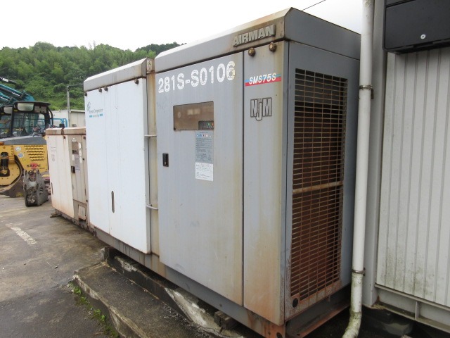 AIRMAN STATIONARY_COMPRESSOR_3unitsSet ★ Generator & Compressor ★ Not checked operation & availability of missing parts 動作及び欠品の有無未確認