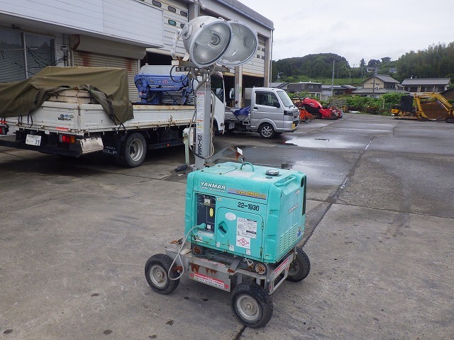 YANMAR TOWERLIGHT-5UNITS-SET ★ Other ★ 5UNITS SET(LB230F-A120681,LB230F-A120983,LB230F-A120990,LB430F-A220517,LB430F-A221046)