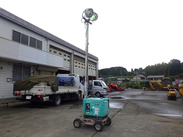 YANMAR TOWERLIGHT-5UNITS-SET ★ Other ★ 5UNITS SET(LB230F-A120681,LB230F-A120983,LB230F-A120990,LB430F-A220517,LB430F-A221046)
