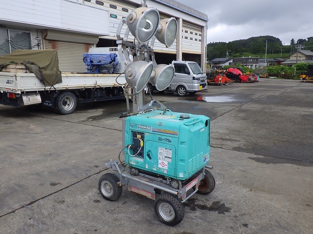 YANMAR TOWERLIGHT-5UNITS-SET ★ Other ★ 5UNITS SET(LB230F-A120681,LB230F-A120983,LB230F-A120990,LB430F-A220517,LB430F-A221046)