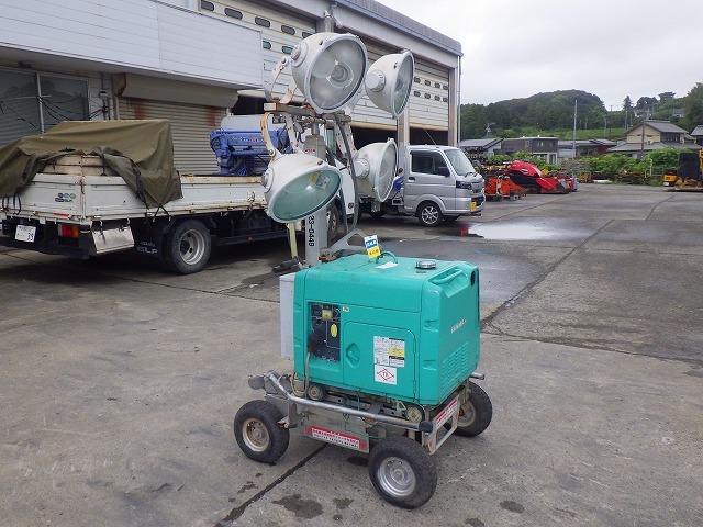 YANMAR TOWERLIGHT-5UNITS-SET ★ Other ★ 5UNITS SET(LB230F-A120681,LB230F-A120983,LB230F-A120990,LB430F-A220517,LB430F-A221046)