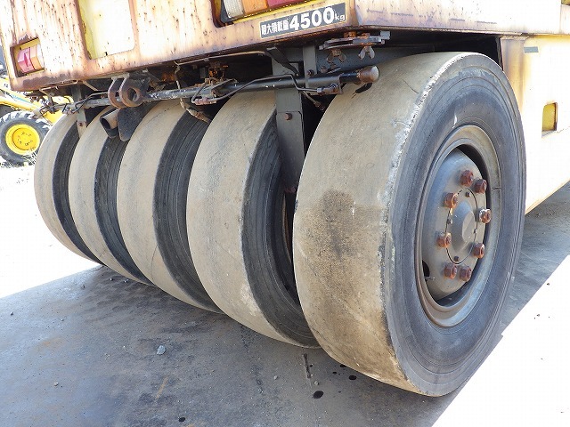 SAKAI TS200 ★ Road Equipment ★ Tire Roller, CNP, 12262km