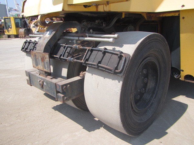 SAKAI TZ701 ★ Road Equipment ★