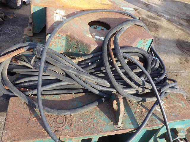 VIBRO_HAMMER_POWER_UNIT_Set ★ Parts & Attachment ★ Not checked operation & availability of missing parts 動作及び欠品の有無未確認